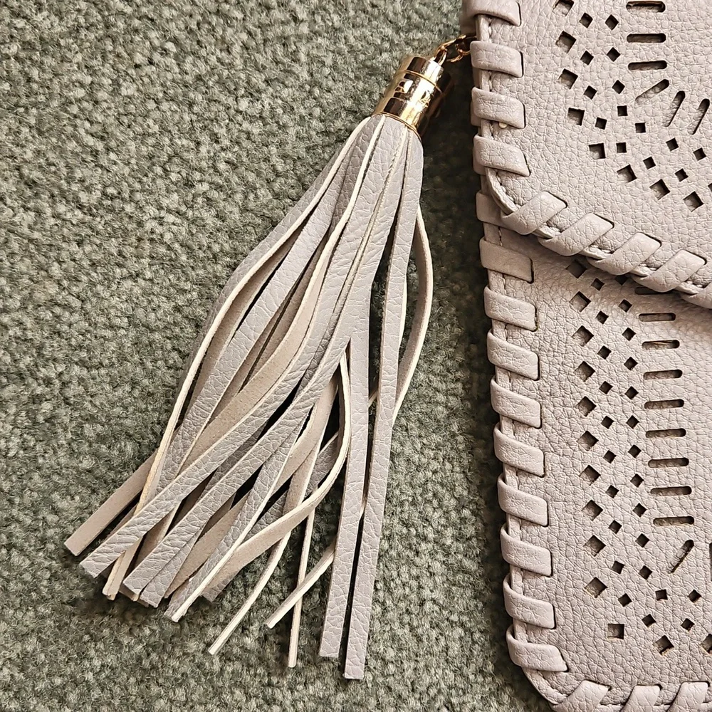 Moda LUXE Gray Clutch With Tassle - Picture 5 of 16